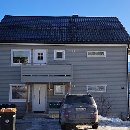 Koselig Leilighet I Tromsø Buitenkant foto